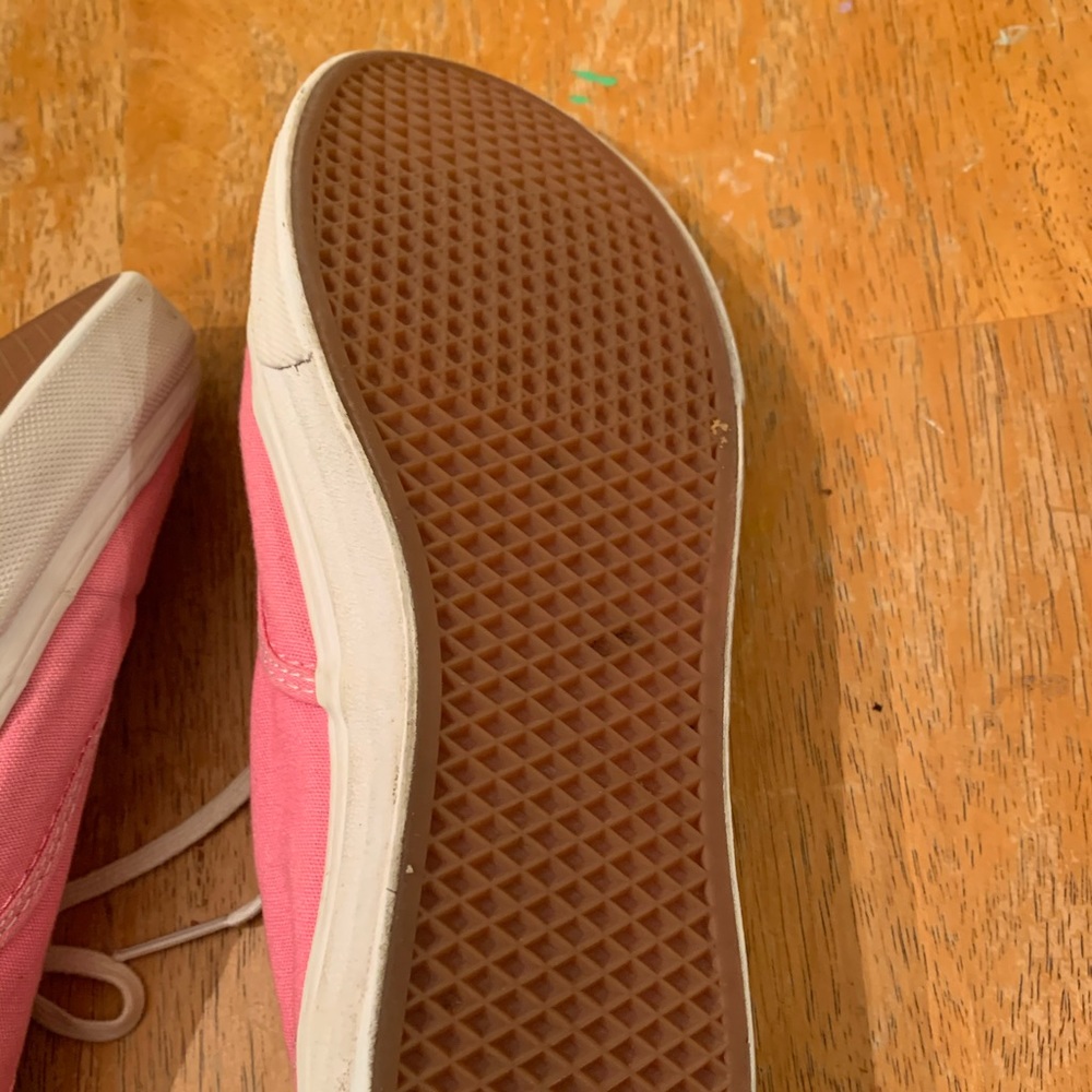 Vans - Picture 4 of 4